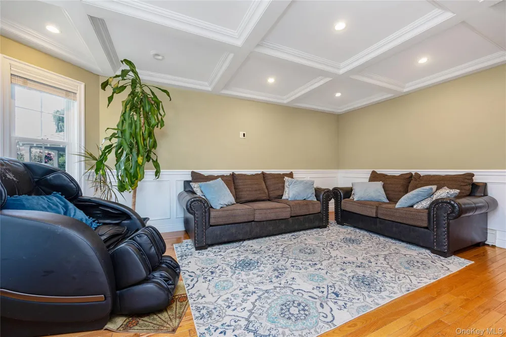 2758 Harvard Place Baldwin, NY 11510
