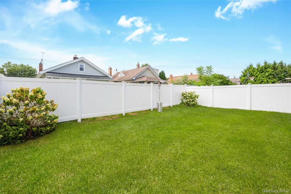 2758 Harvard Place Baldwin, NY 11510