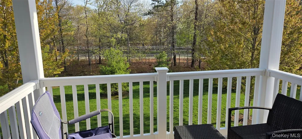 17 Greentree Court Shirley, NY 11967