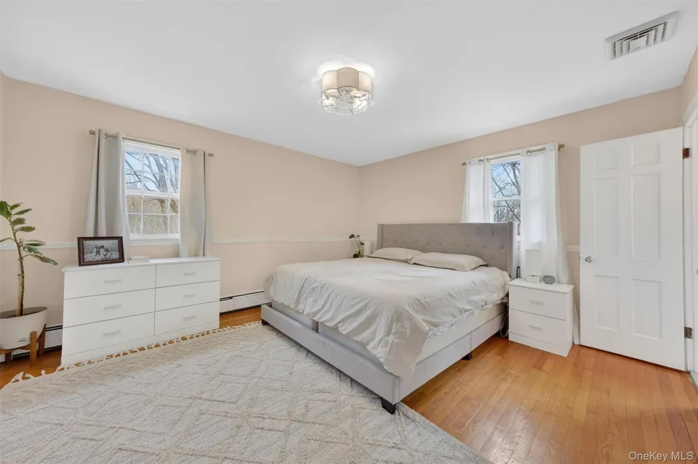16 Mockingbird Lane Washingtonville, NY 10992