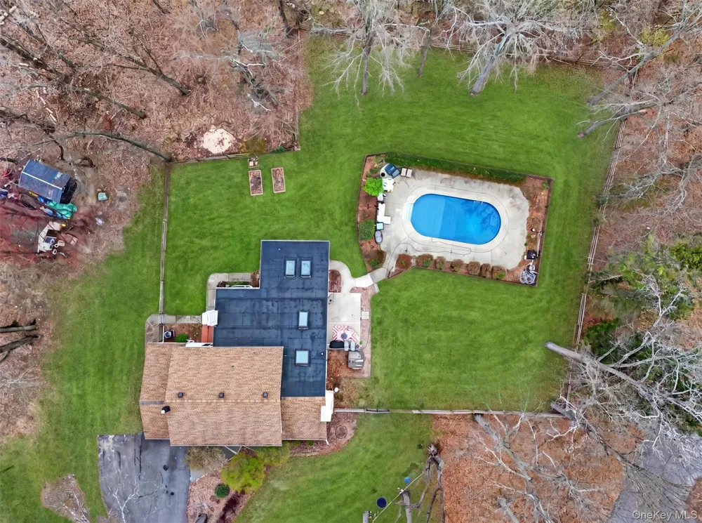 16 Mockingbird Lane Washingtonville, NY 10992