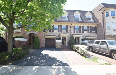 208-08 Robert Road #191M