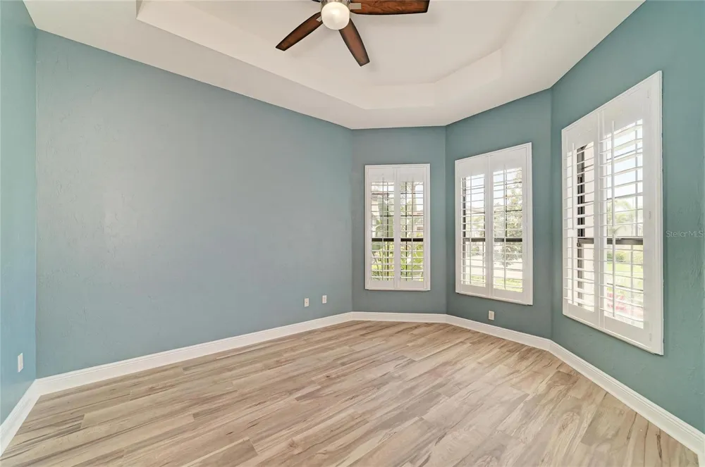 5819 TITLE ROW DRIVE Bradenton, FL 34210