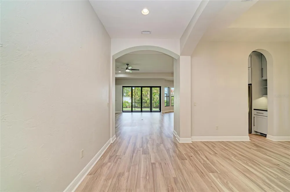 5819 TITLE ROW DRIVE Bradenton, FL 34210