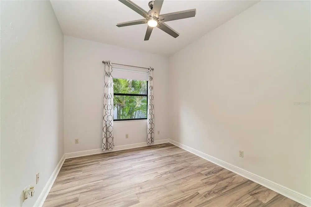 5819 TITLE ROW DRIVE Bradenton, FL 34210