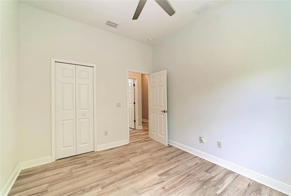 5819 TITLE ROW DRIVE Bradenton, FL 34210