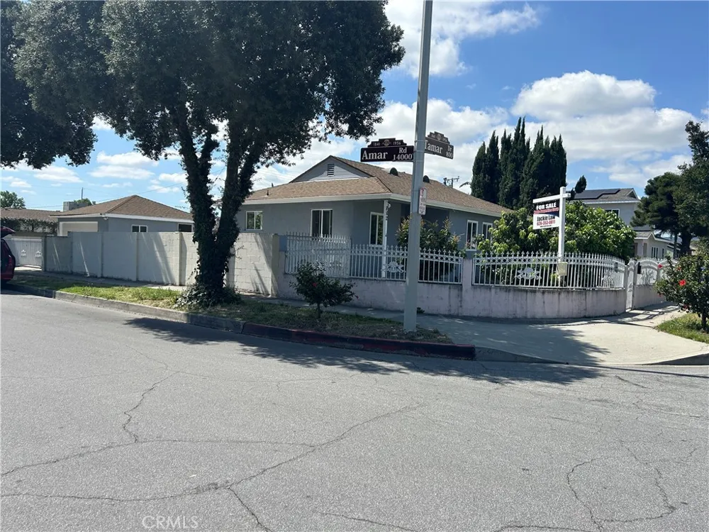 882 Tamar La Puente, CA 91746