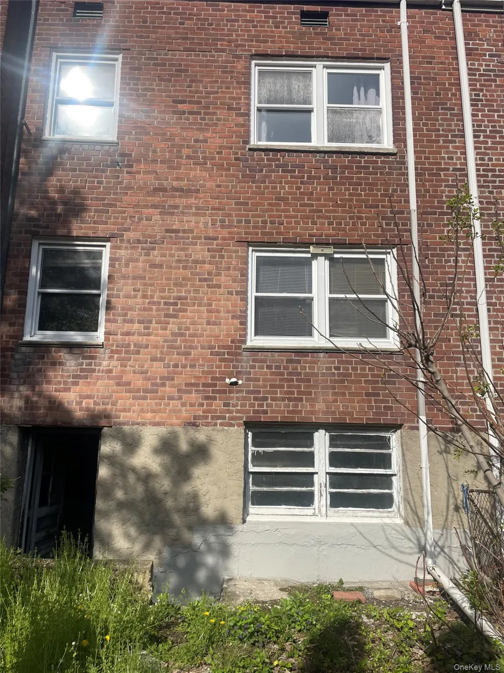 84-21 126th Street Kew Gardens, NY 11415