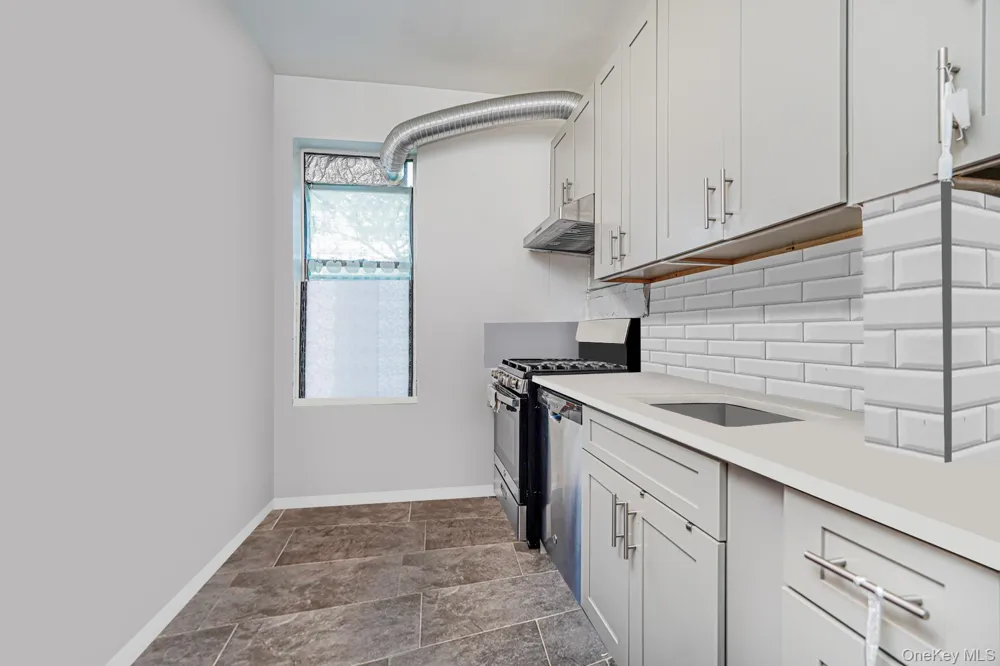 79 O AVENUE #B2 Brooklyn, NY 11204