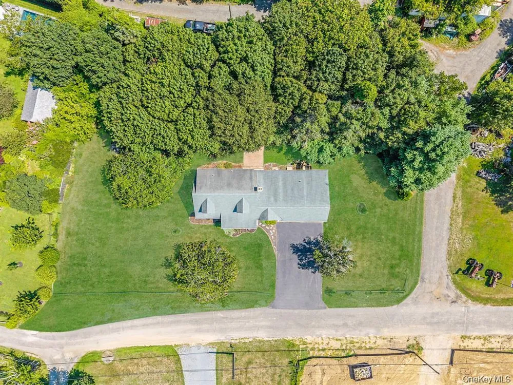 295 Willow Terrace Lane Orient, NY 11957