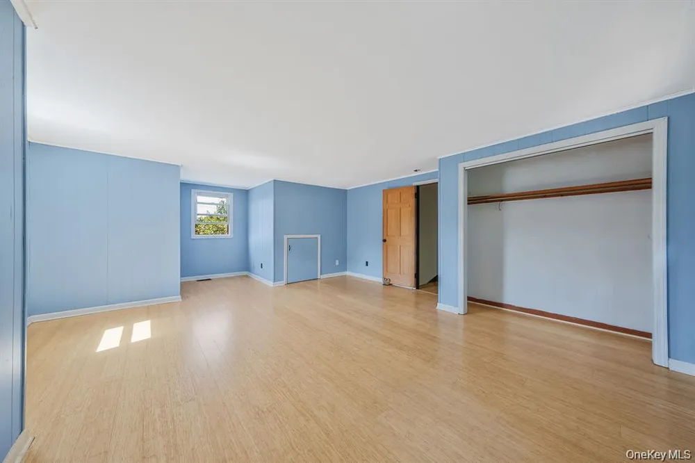295 Willow Terrace Lane Orient, NY 11957