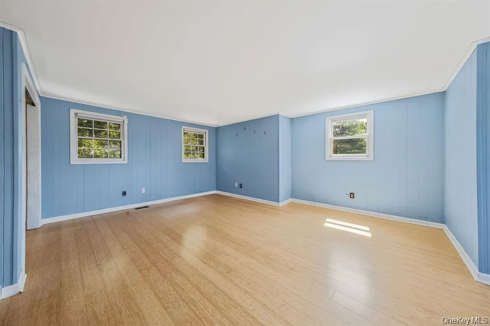 295 Willow Terrace Lane Orient, NY 11957