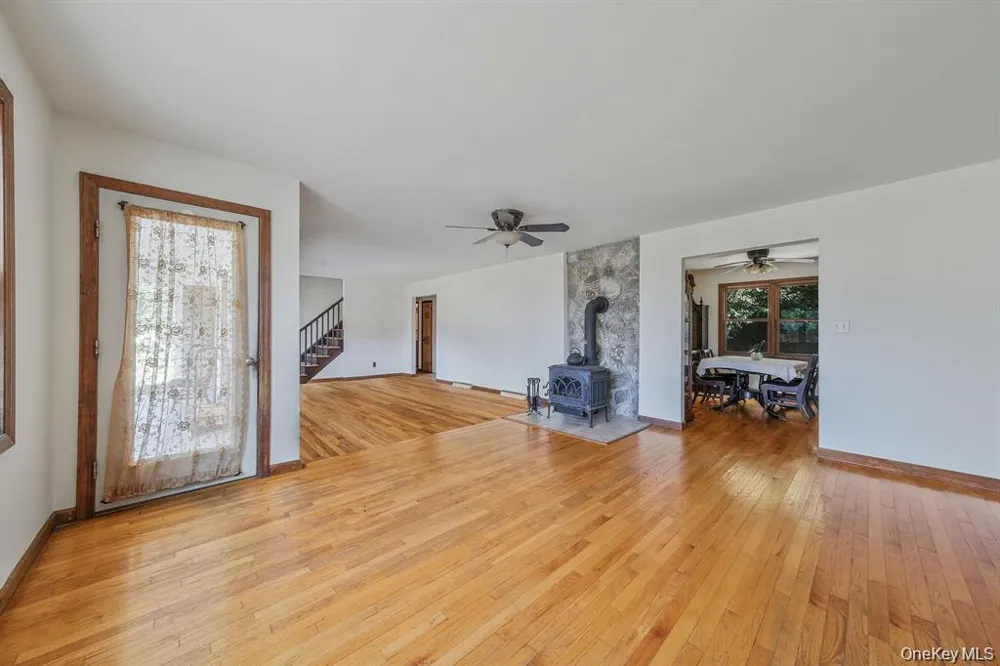 295 Willow Terrace Lane Orient, NY 11957