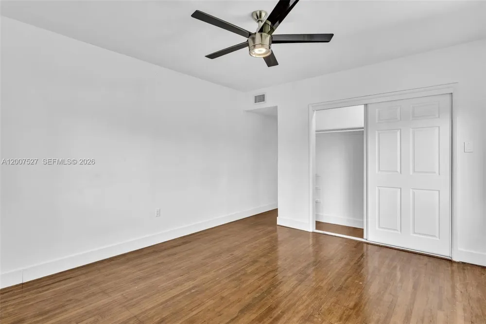 9200 E Bay Harbor Dr #1 Bay Harbor Islands, FL 33154