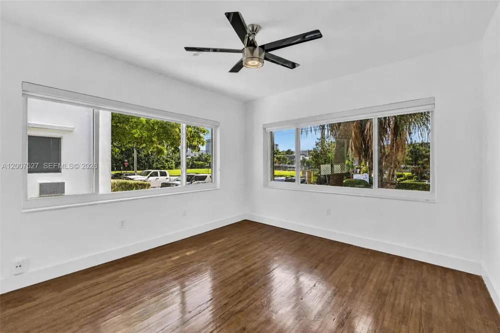 9200 E Bay Harbor Dr #1 Bay Harbor Islands, FL 33154