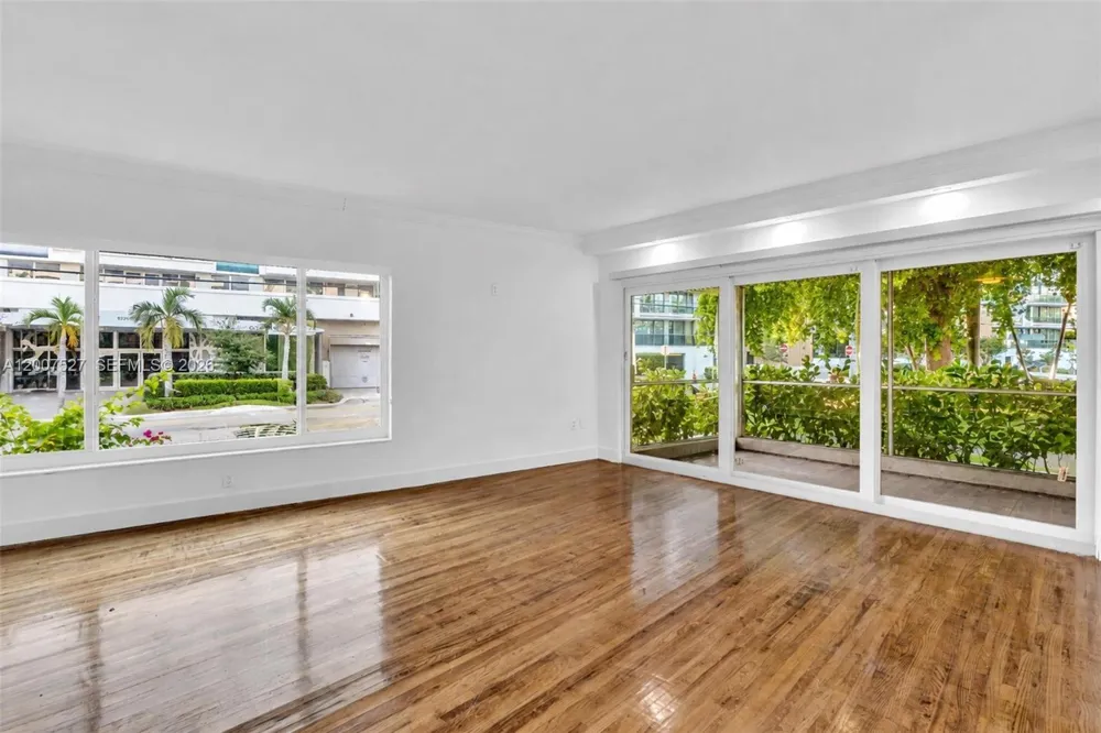 9200 E Bay Harbor Dr #1 Bay Harbor Islands, FL 33154