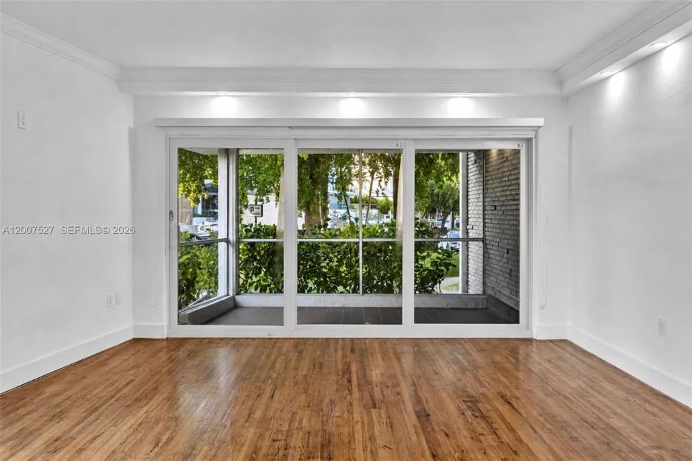 9200 E Bay Harbor Dr #1 Bay Harbor Islands, FL 33154