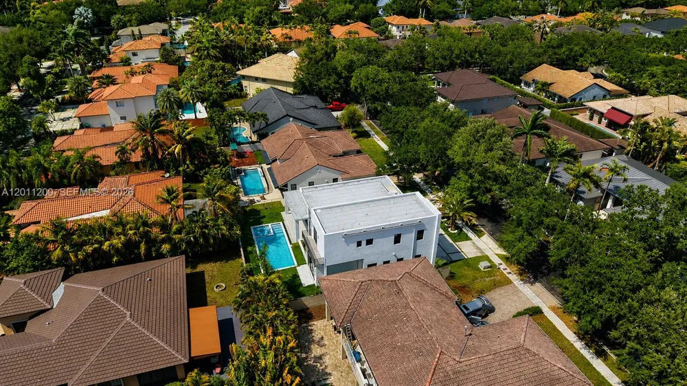 16022 NW 83rd Ct Miami Lakes, FL 33016