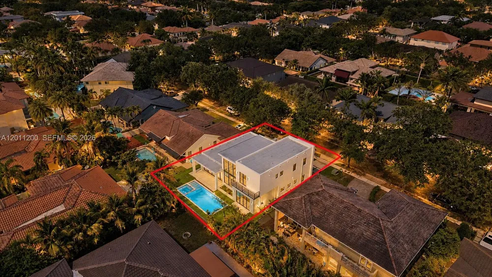 16022 NW 83rd Ct Miami Lakes, FL 33016