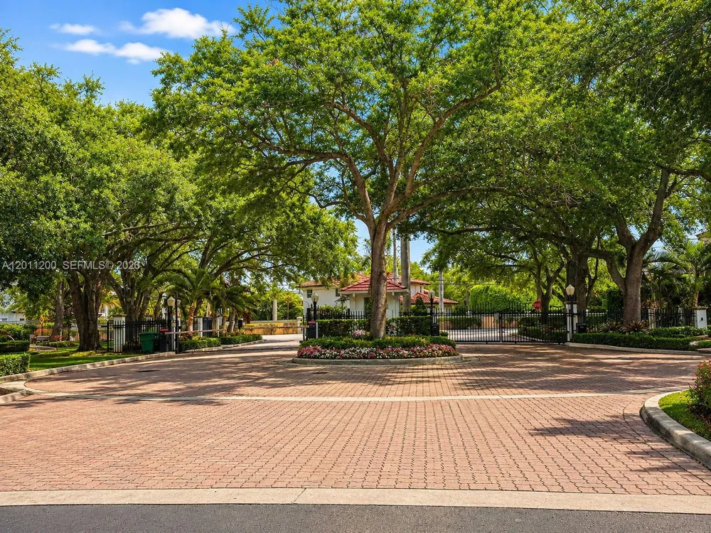 16022 NW 83rd Ct Miami Lakes, FL 33016