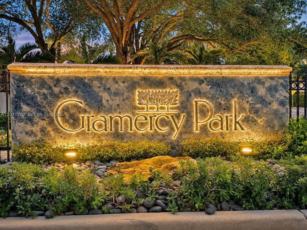 16022 NW 83rd Ct Miami Lakes, FL 33016