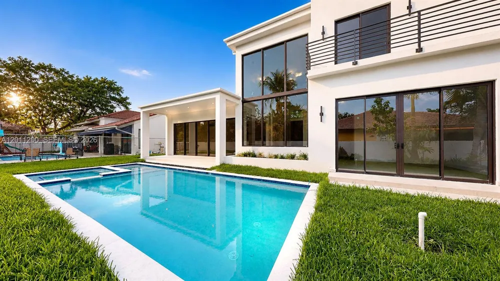 16022 NW 83rd Ct Miami Lakes, FL 33016
