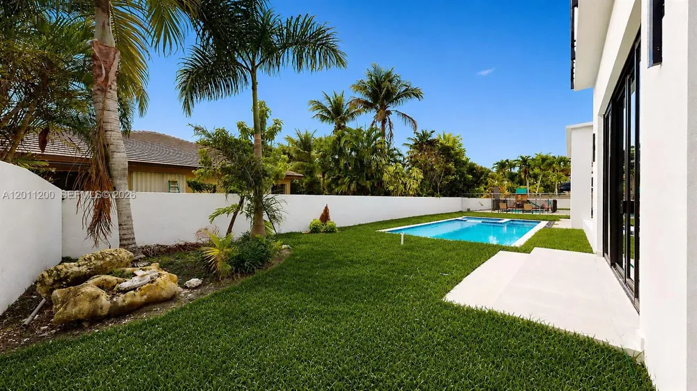 16022 NW 83rd Ct Miami Lakes, FL 33016
