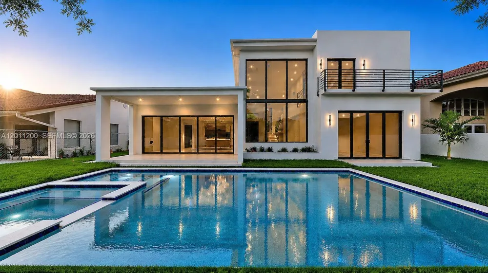 16022 NW 83rd Ct Miami Lakes, FL 33016