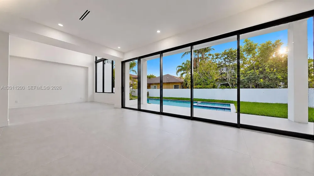16022 NW 83rd Ct Miami Lakes, FL 33016