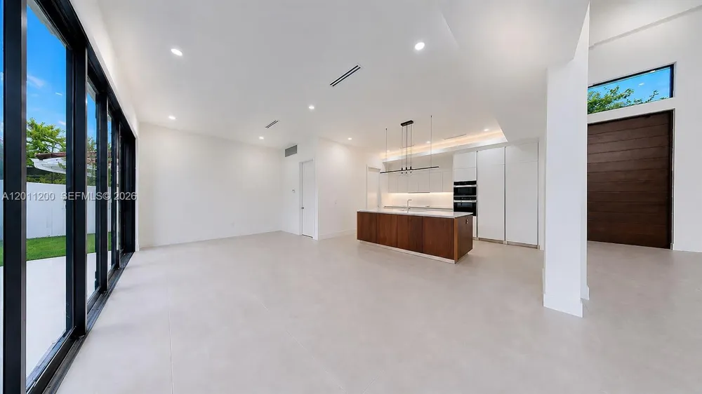 16022 NW 83rd Ct Miami Lakes, FL 33016