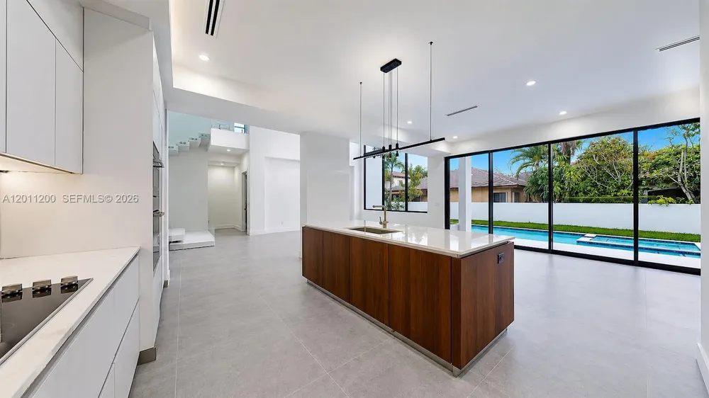 16022 NW 83rd Ct Miami Lakes, FL 33016