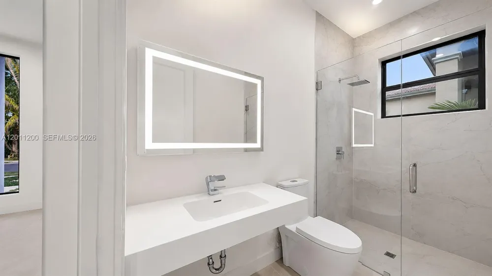 16022 NW 83rd Ct Miami Lakes, FL 33016