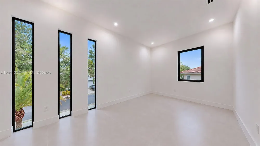 16022 NW 83rd Ct Miami Lakes, FL 33016