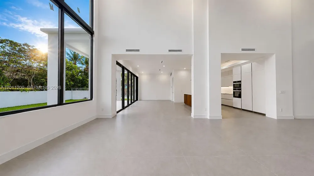 16022 NW 83rd Ct Miami Lakes, FL 33016