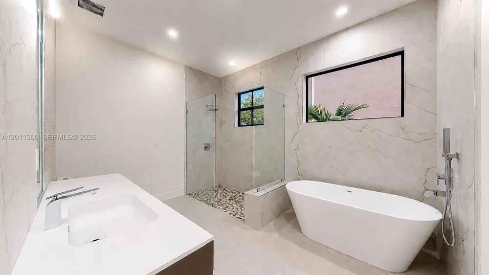 16022 NW 83rd Ct Miami Lakes, FL 33016