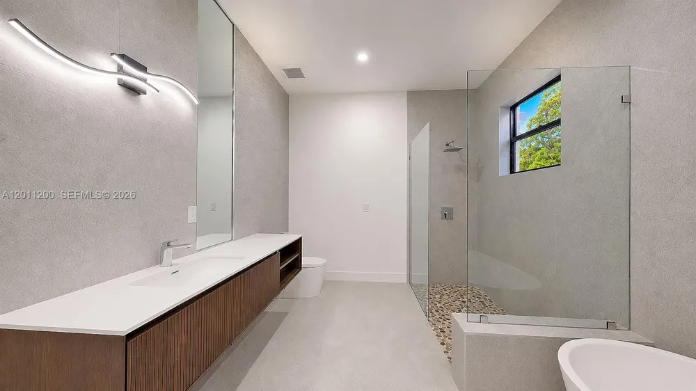 16022 NW 83rd Ct Miami Lakes, FL 33016