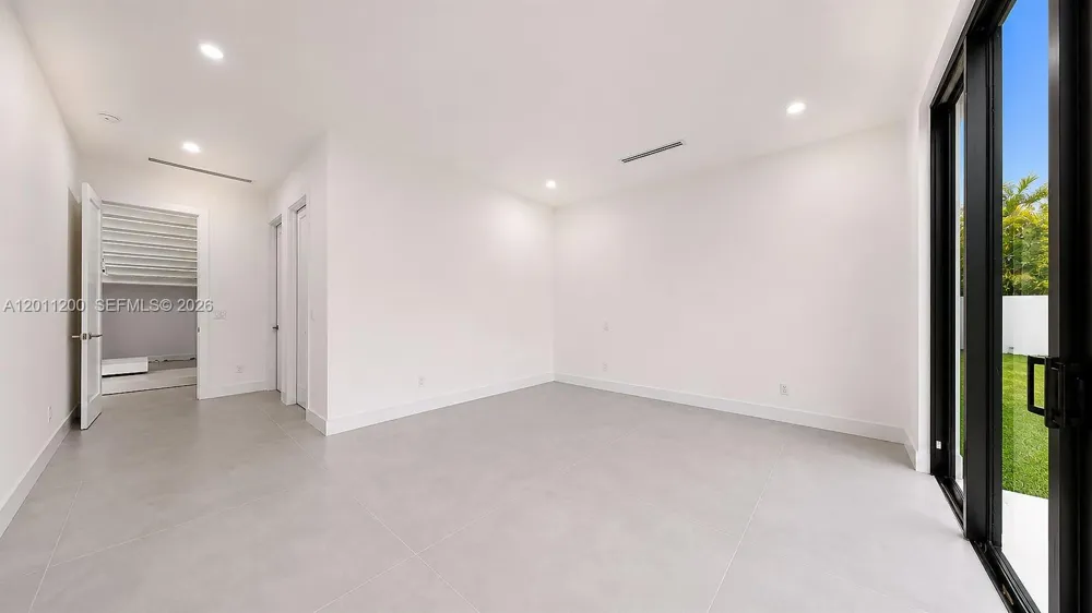 16022 NW 83rd Ct Miami Lakes, FL 33016
