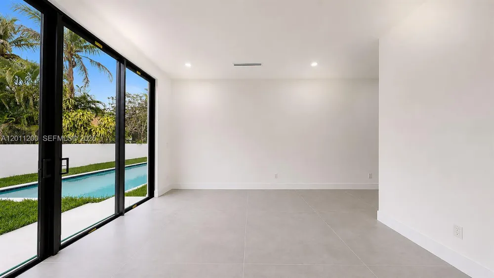 16022 NW 83rd Ct Miami Lakes, FL 33016