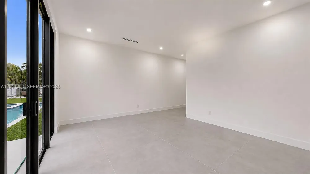 16022 NW 83rd Ct Miami Lakes, FL 33016