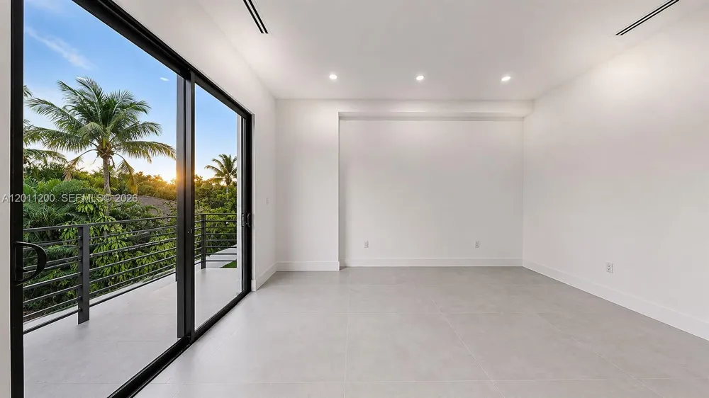 16022 NW 83rd Ct Miami Lakes, FL 33016
