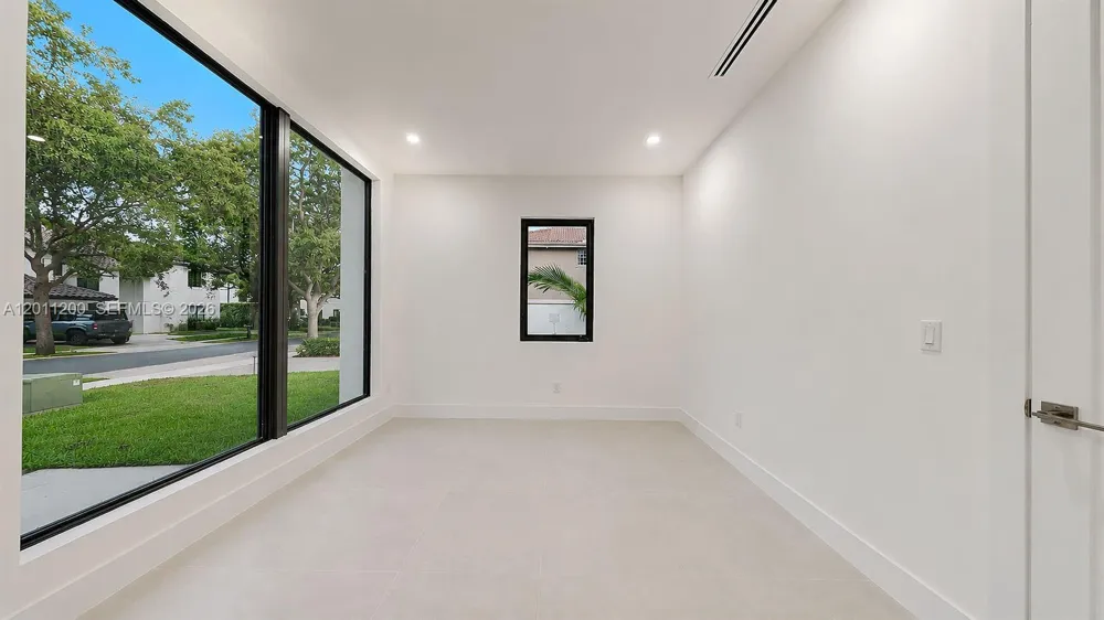 16022 NW 83rd Ct Miami Lakes, FL 33016