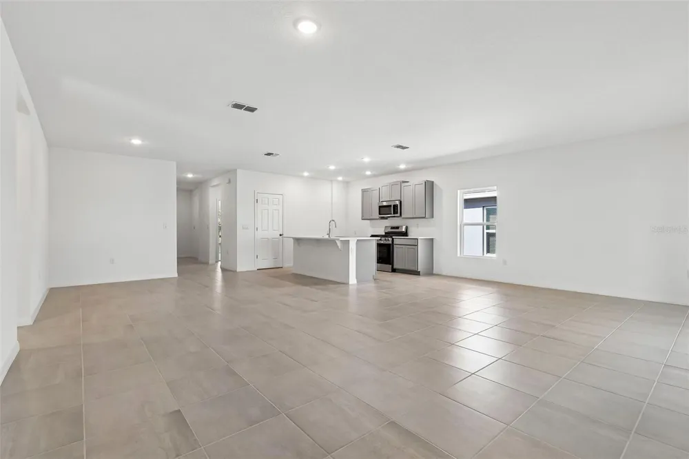 24550 HODGES RESERVE AVENUE Howey In The Hills, FL 34737