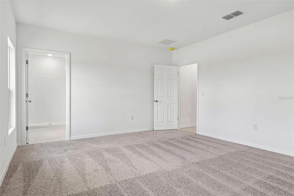 24550 HODGES RESERVE AVENUE Howey In The Hills, FL 34737