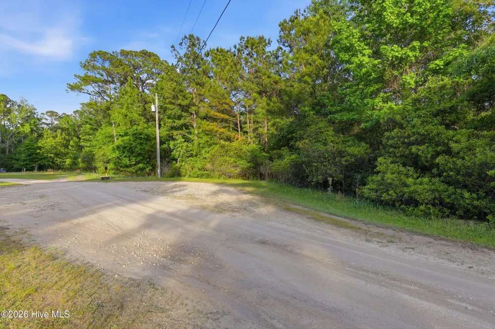 Tr3 E Dunn Street Sneads Ferry, NC 28460