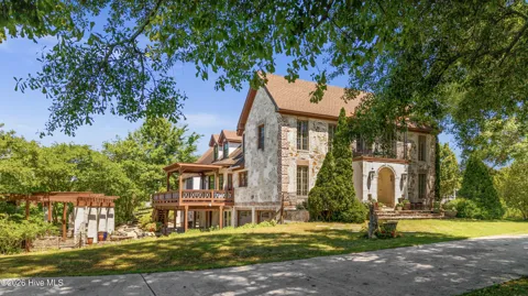 201 Winding Creek Road