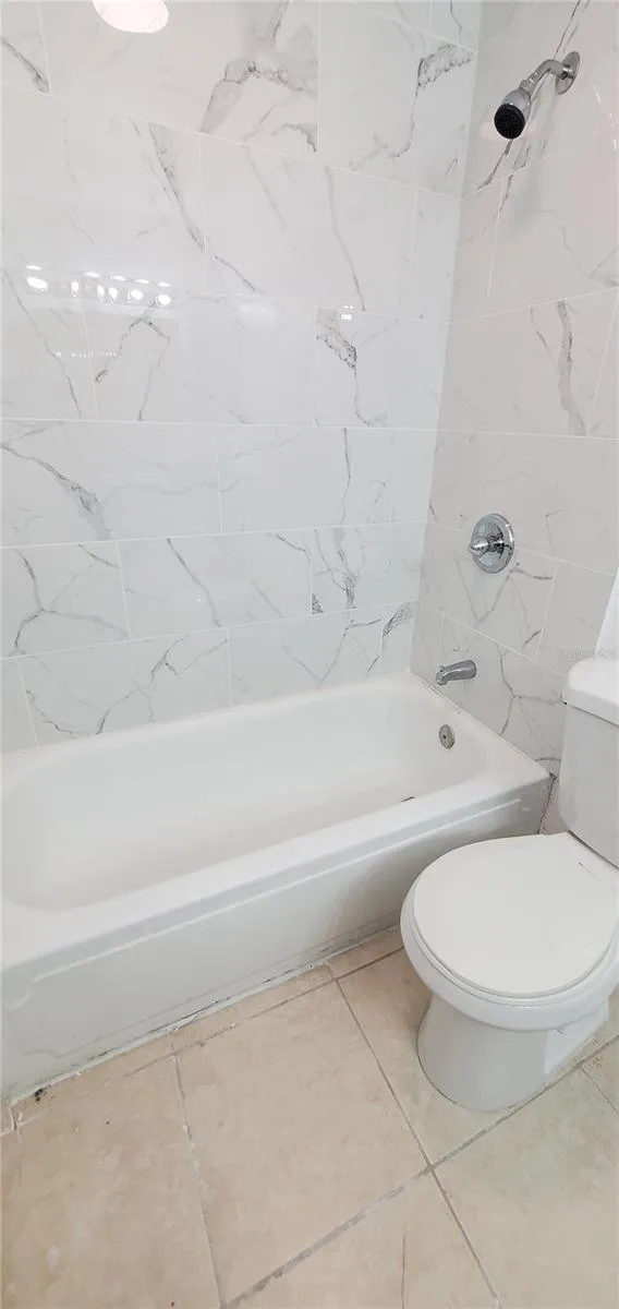 2245 LYME BAY DR UNIT 1103 Orlando, FL 32839