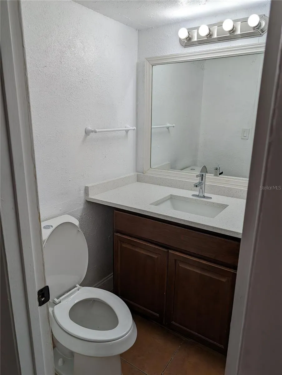 2245 LYME BAY DR UNIT 1103 Orlando, FL 32839