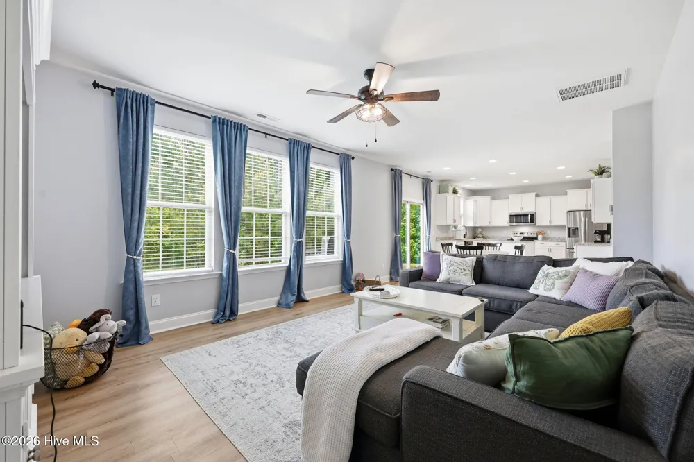 539 River Dell Townes Avenue Clayton, NC 27527
