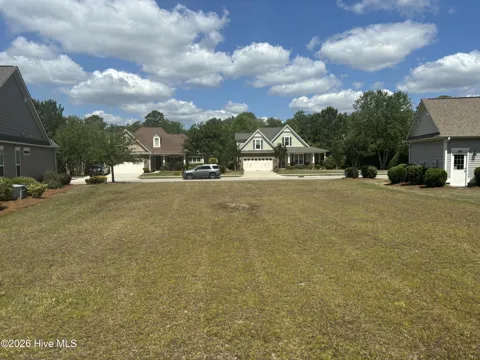 2281 Azalea Pointe NE