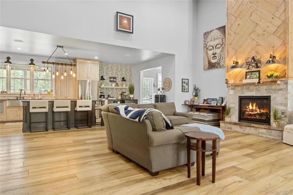240 Sinsabaugh Road Pine Bush, NY 12566